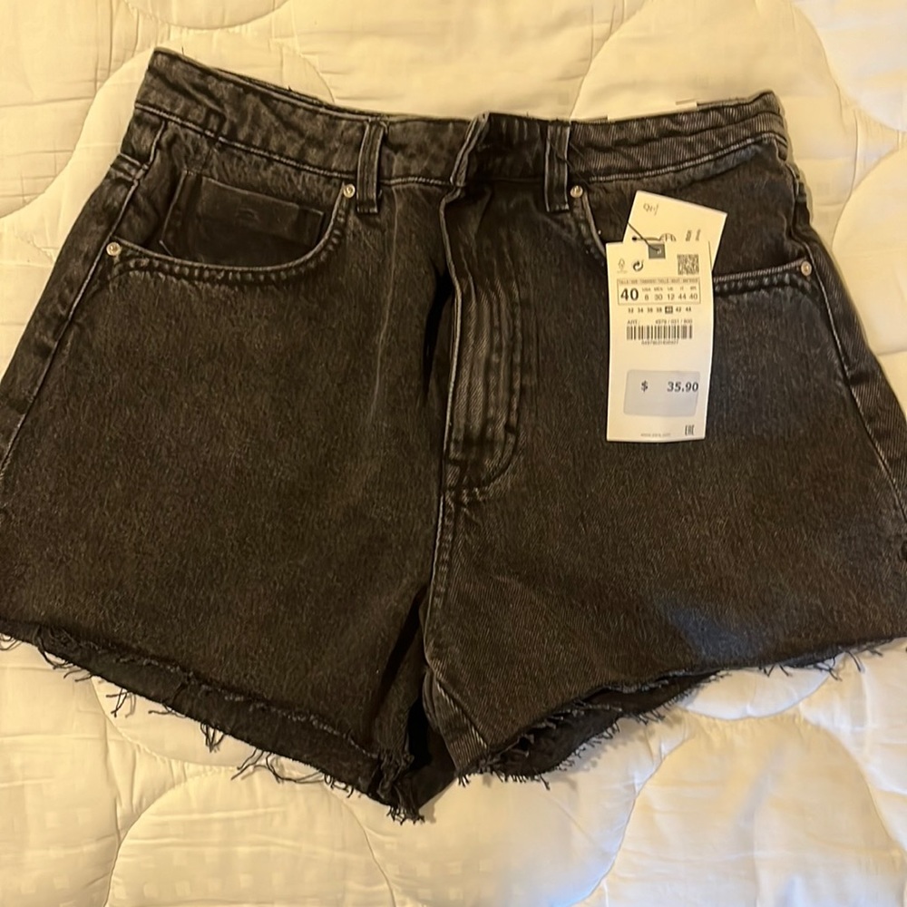 Zara high rise short